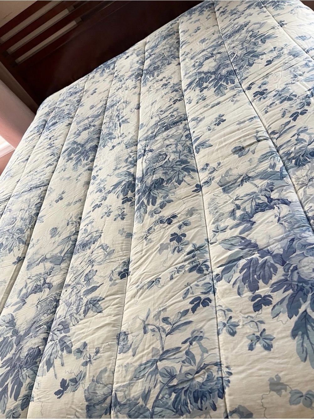 Ralph Lauren Blue and White Floral Comforter RARE! Elsa! - Picture 4 of 9